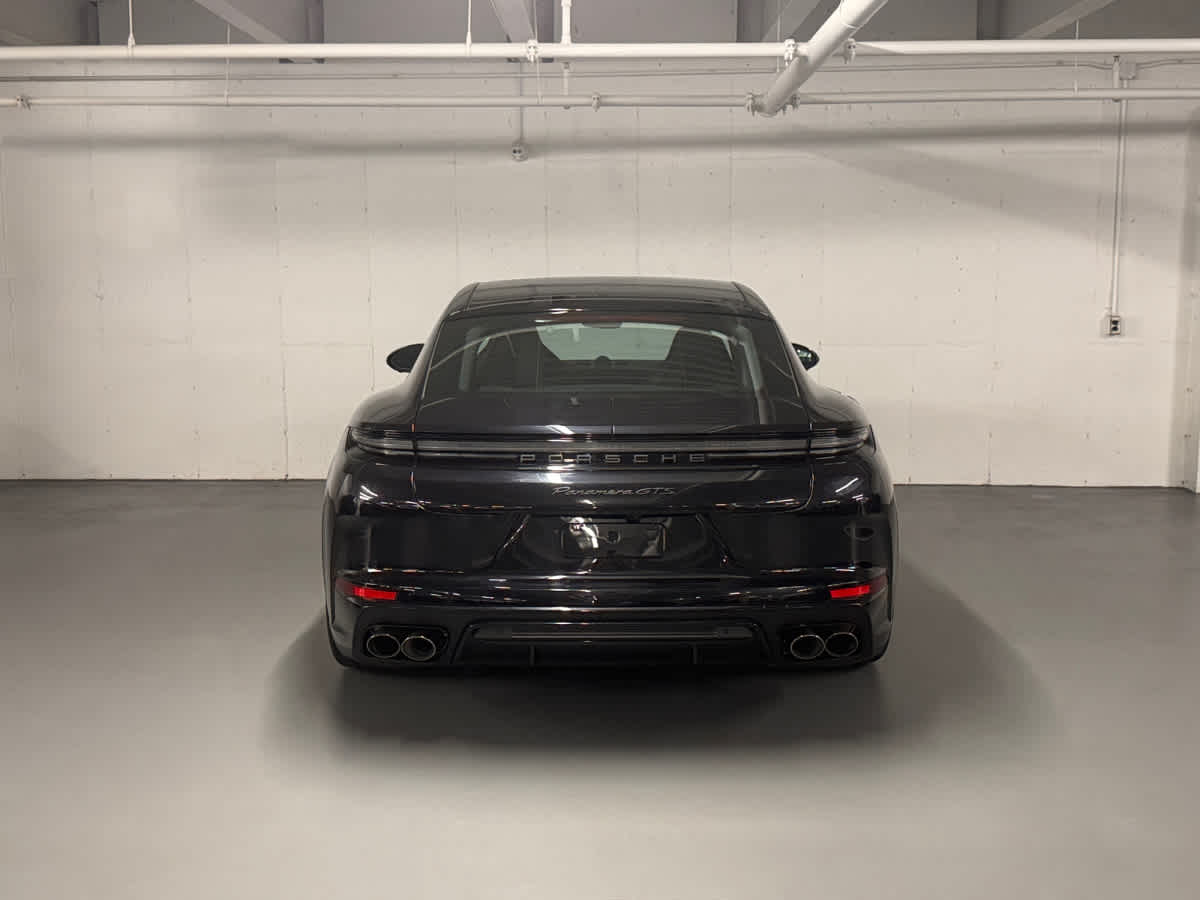 new 2026 Porsche Panamera car