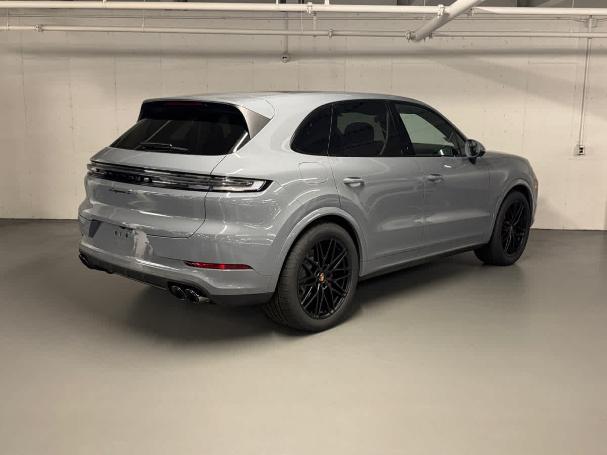 new 2025 Porsche Cayenne car