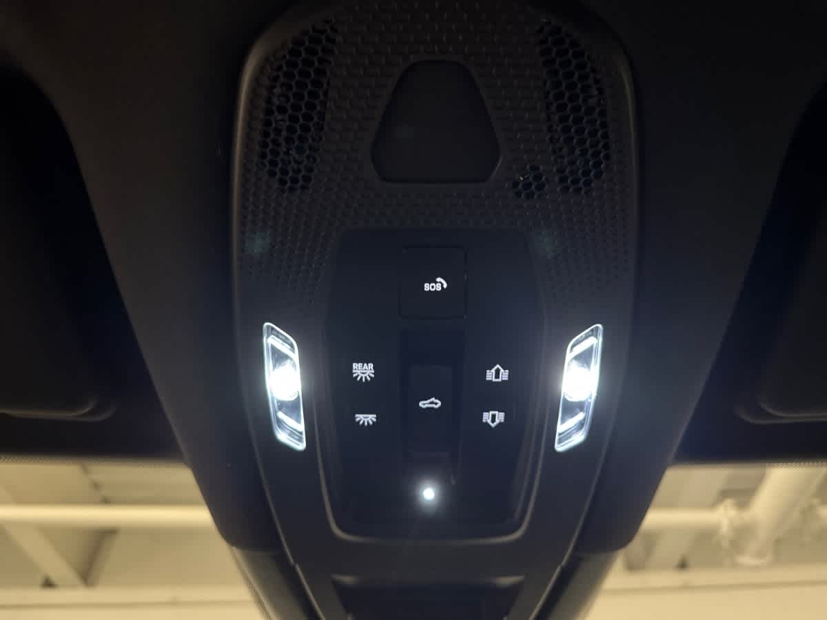 used 2025 Porsche Cayenne car, priced at $92,998