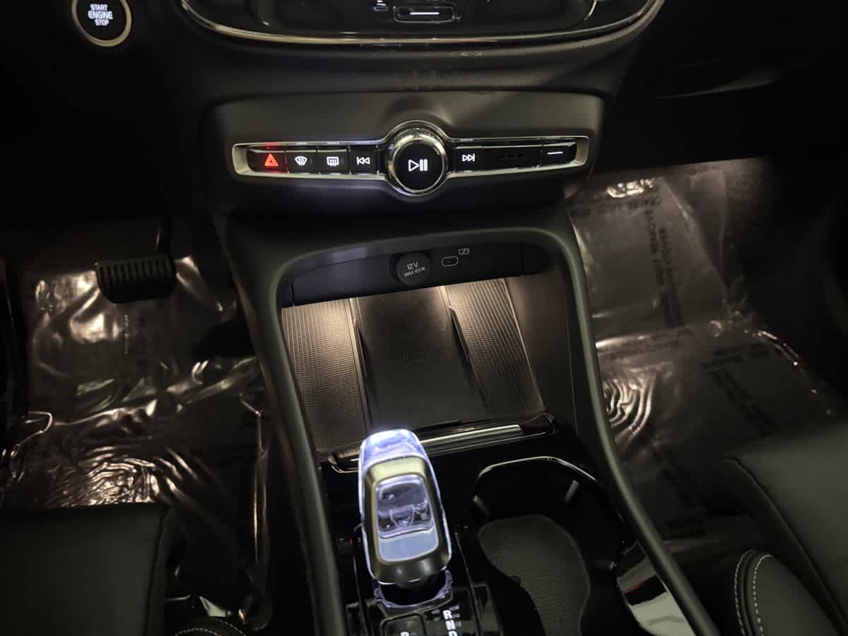 used 2023 Volvo XC40 car, priced at $33,997