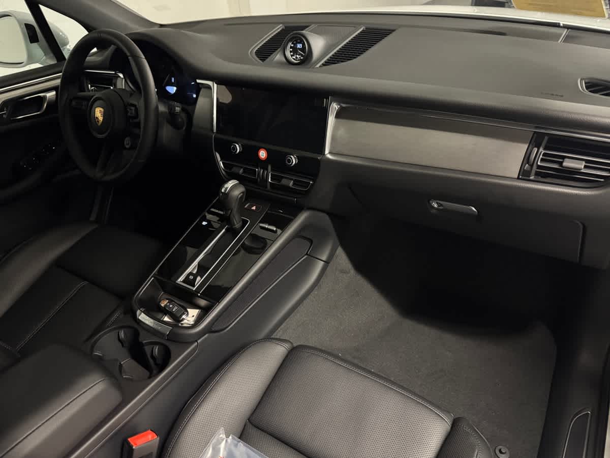 new 2026 Porsche Macan car