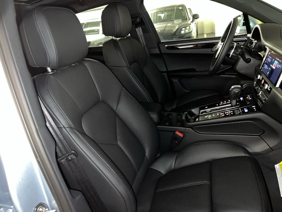 new 2026 Porsche Macan car