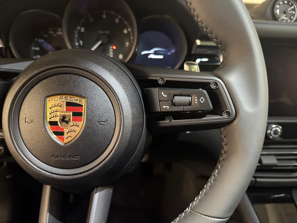 new 2025 Porsche Macan car
