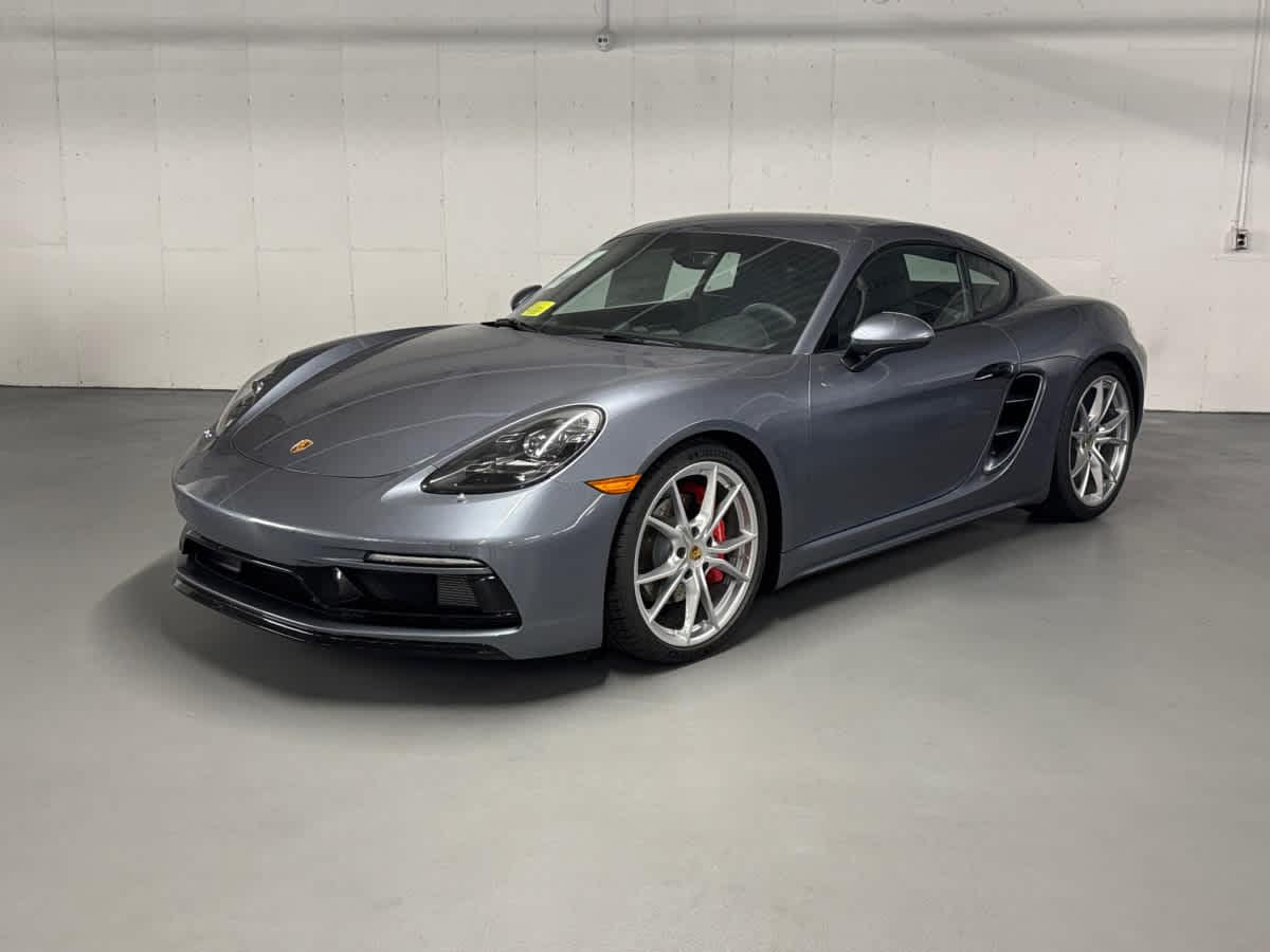 new 2025 Porsche 718 Cayman car