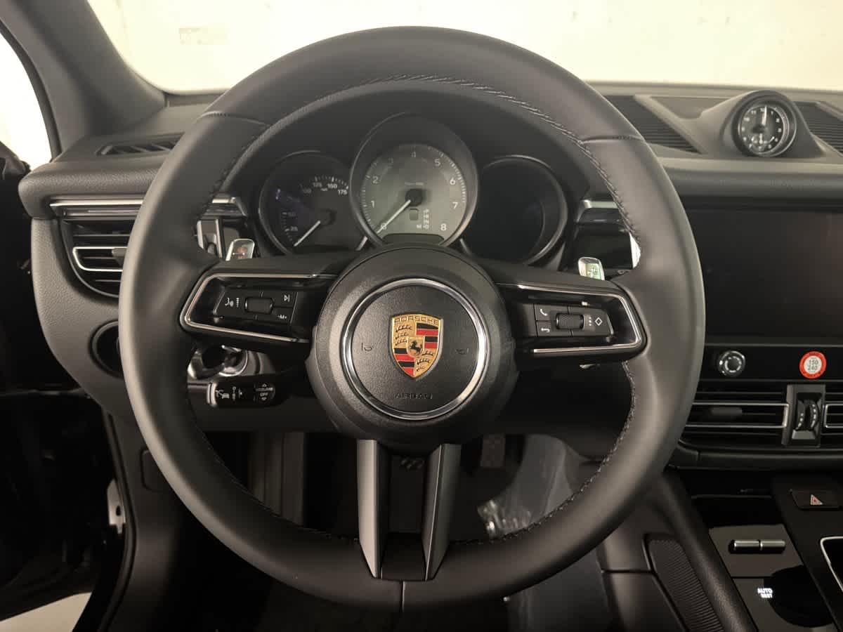 new 2025 Porsche Macan car