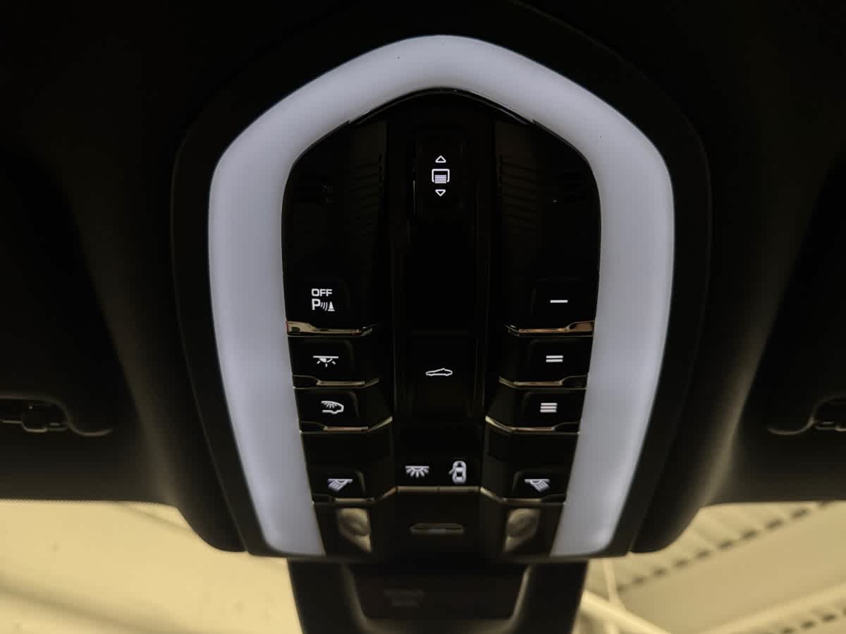 new 2025 Porsche Macan car