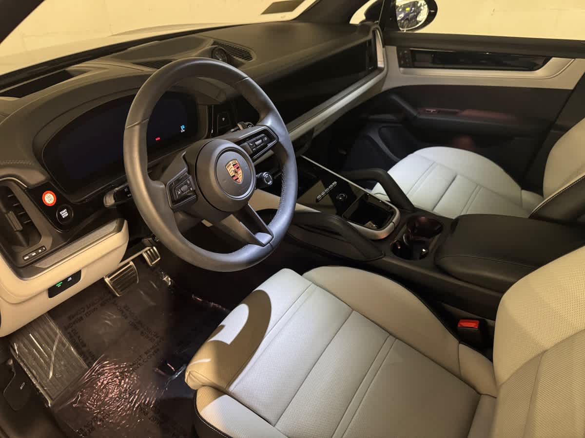 new 2025 Porsche Cayenne car
