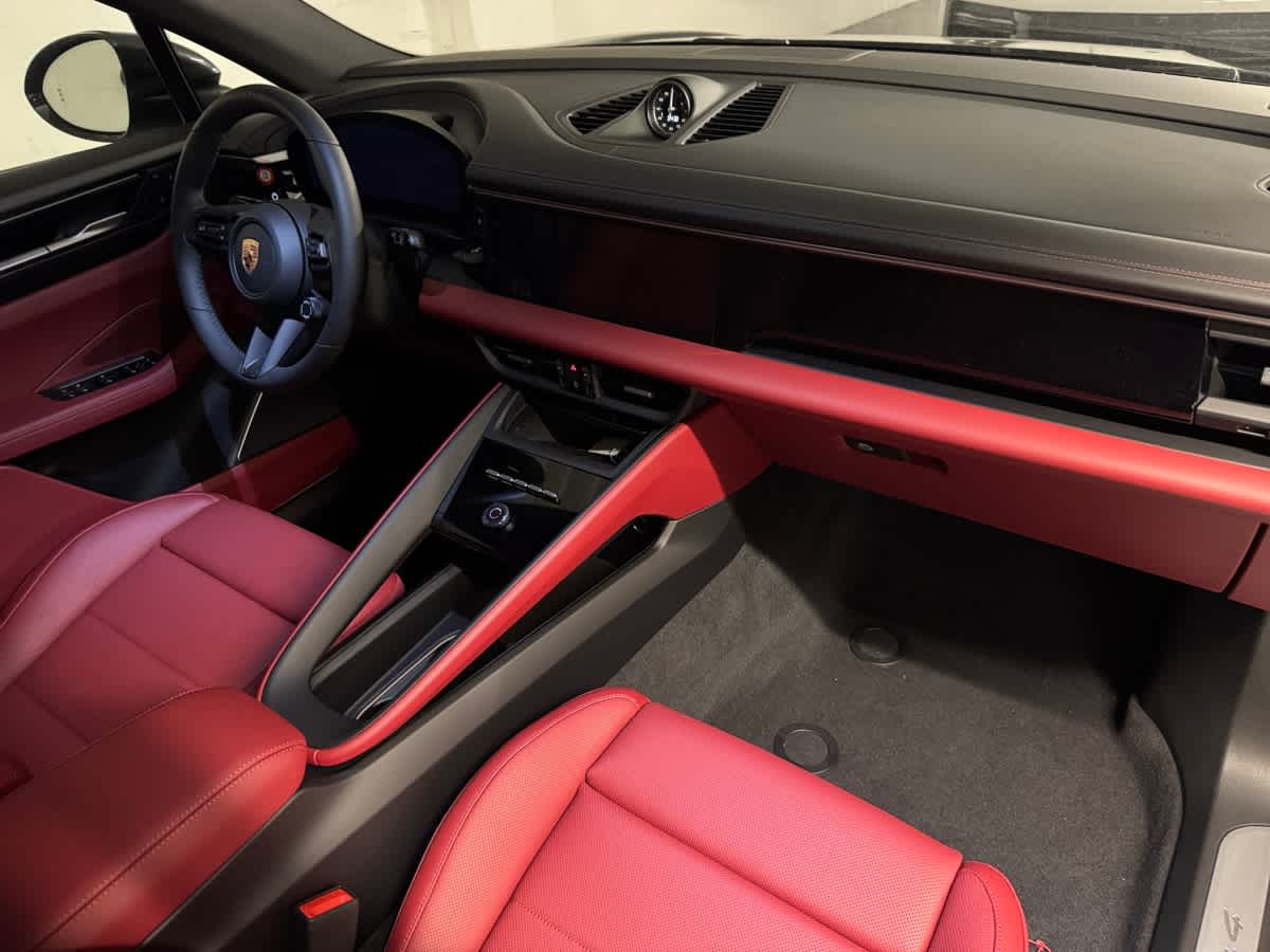 new 2025 Porsche Macan car
