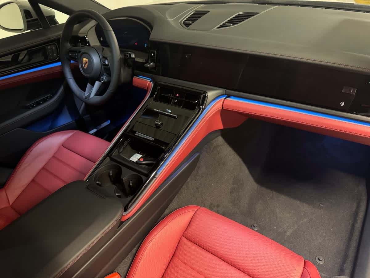 new 2025 Porsche Panamera car