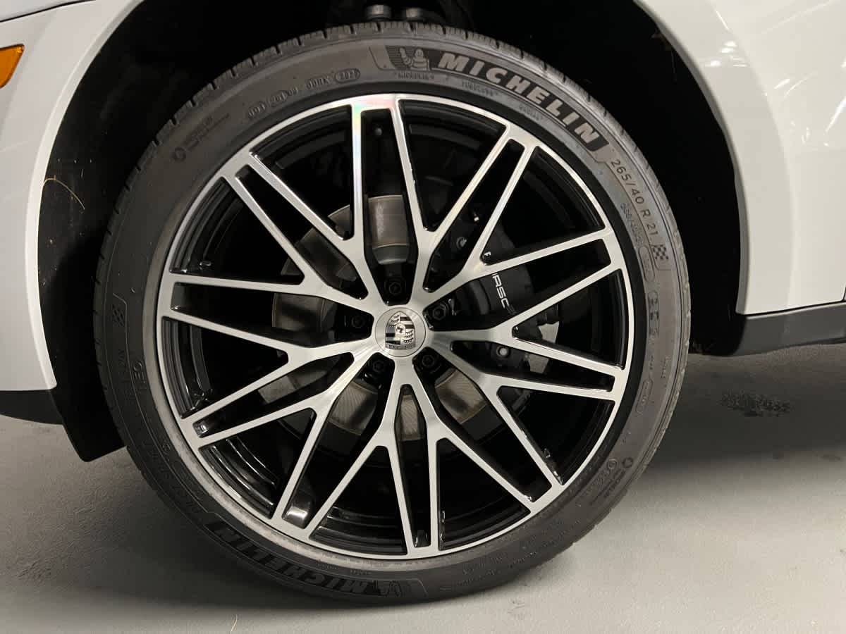 new 2026 Porsche Macan car