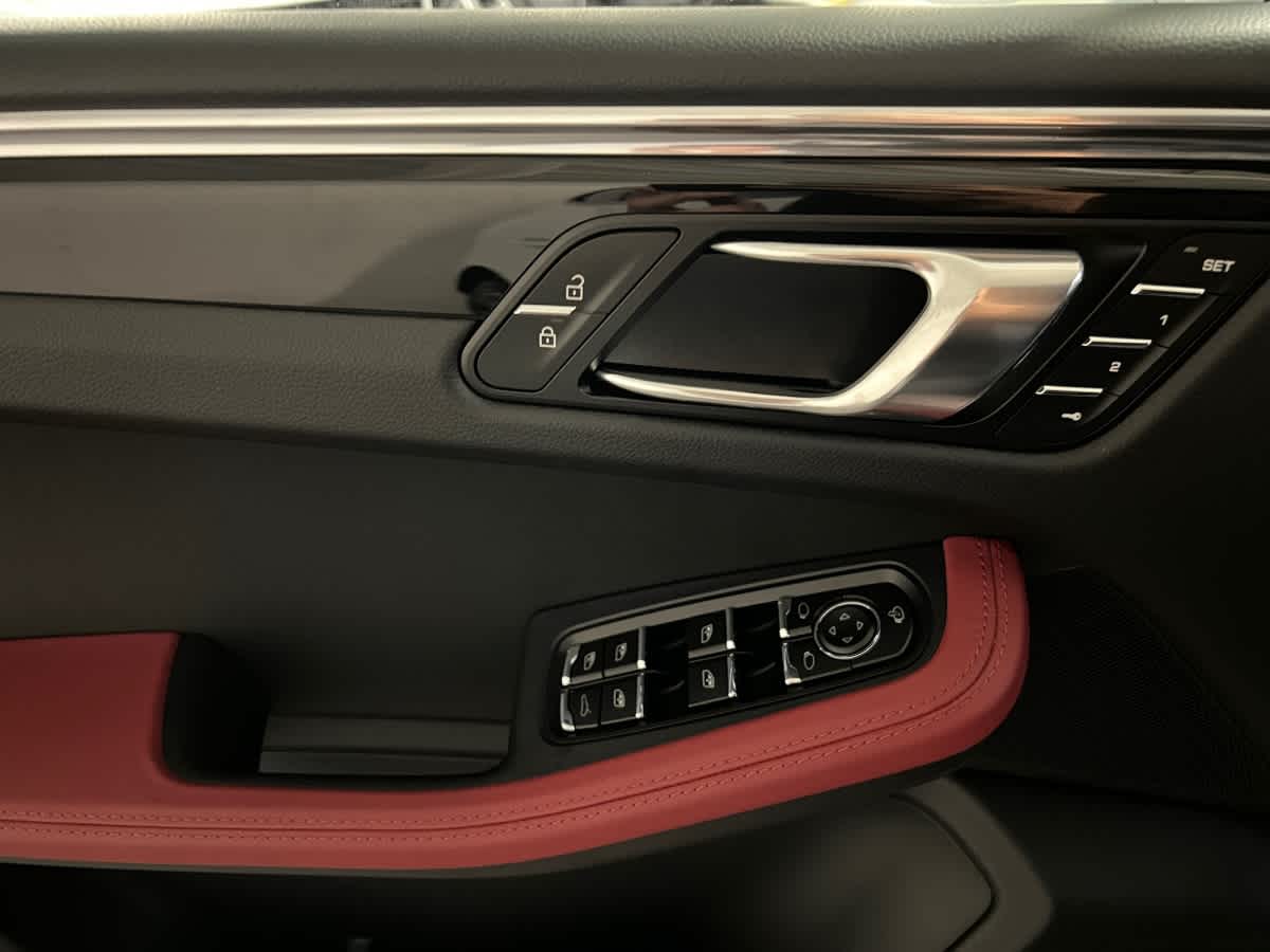 new 2026 Porsche Macan car