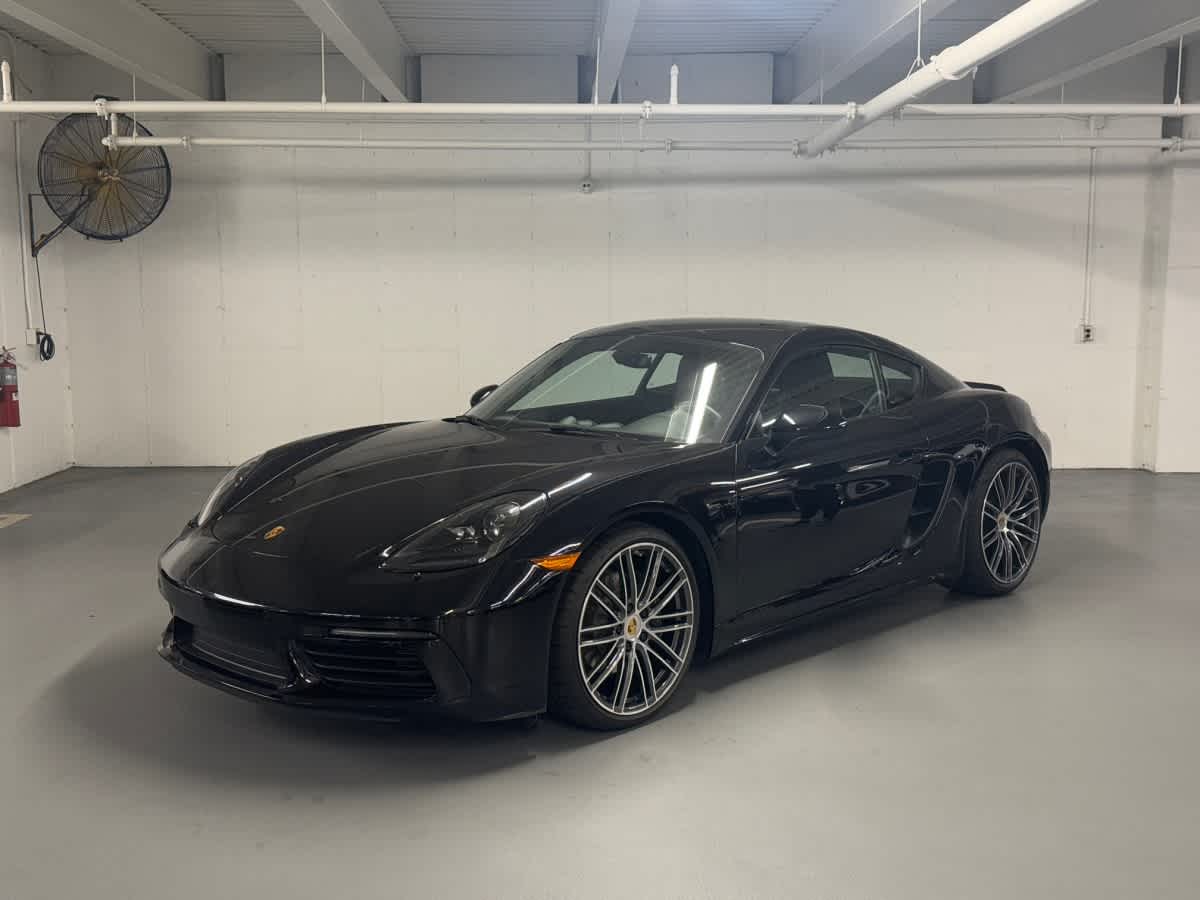 new 2025 Porsche 718 Cayman car