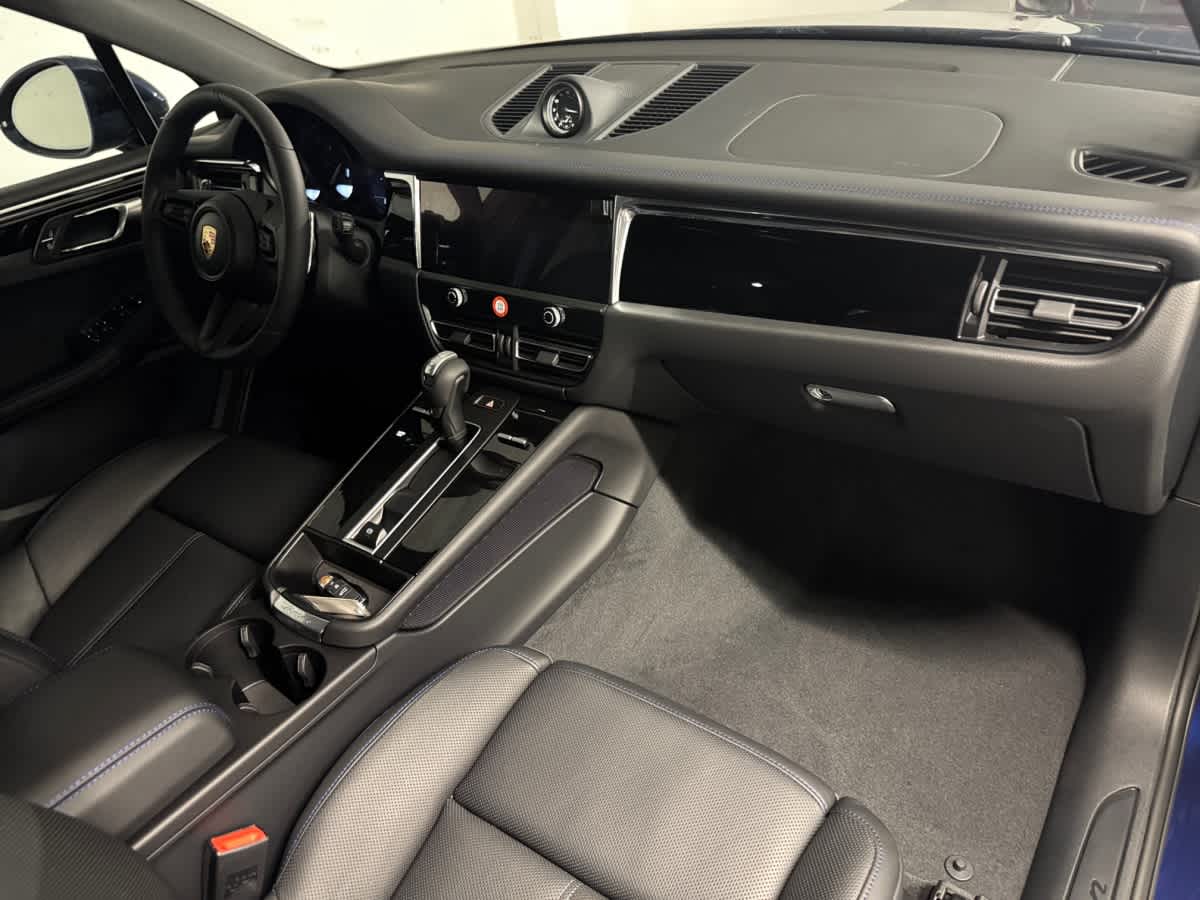 new 2025 Porsche Macan car