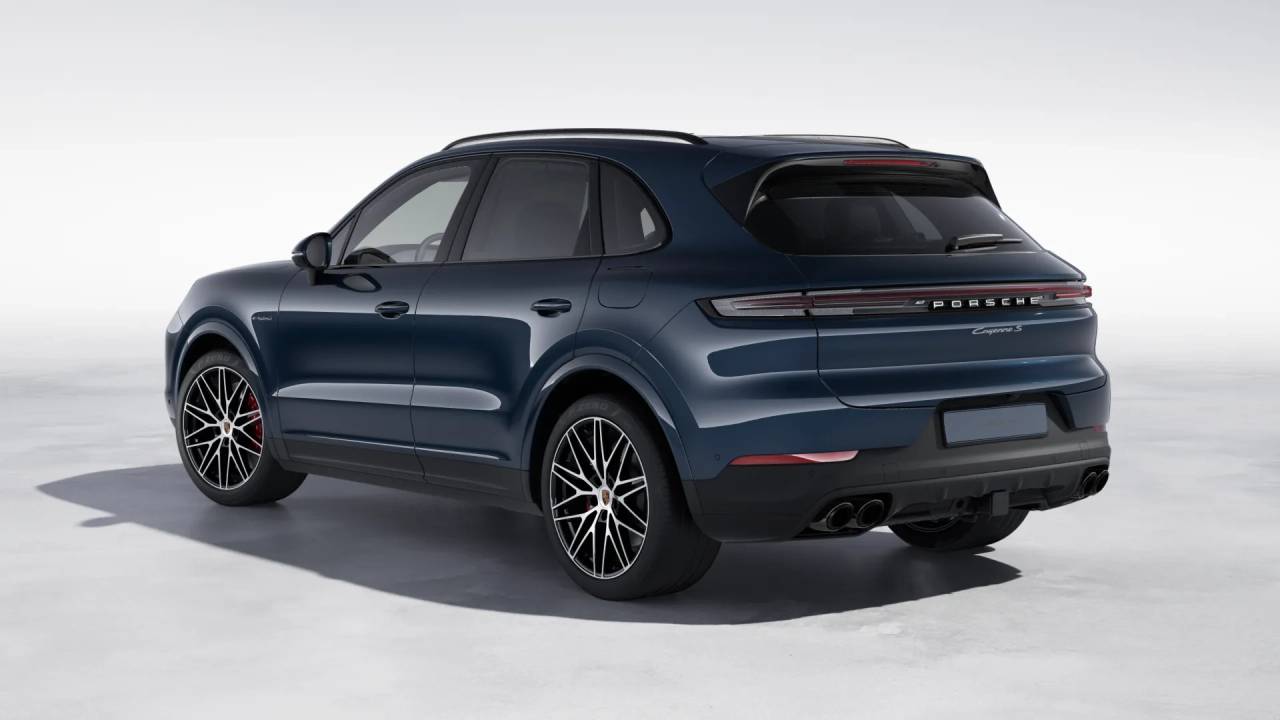 new 2026 Porsche Cayenne S E-Hybrid car