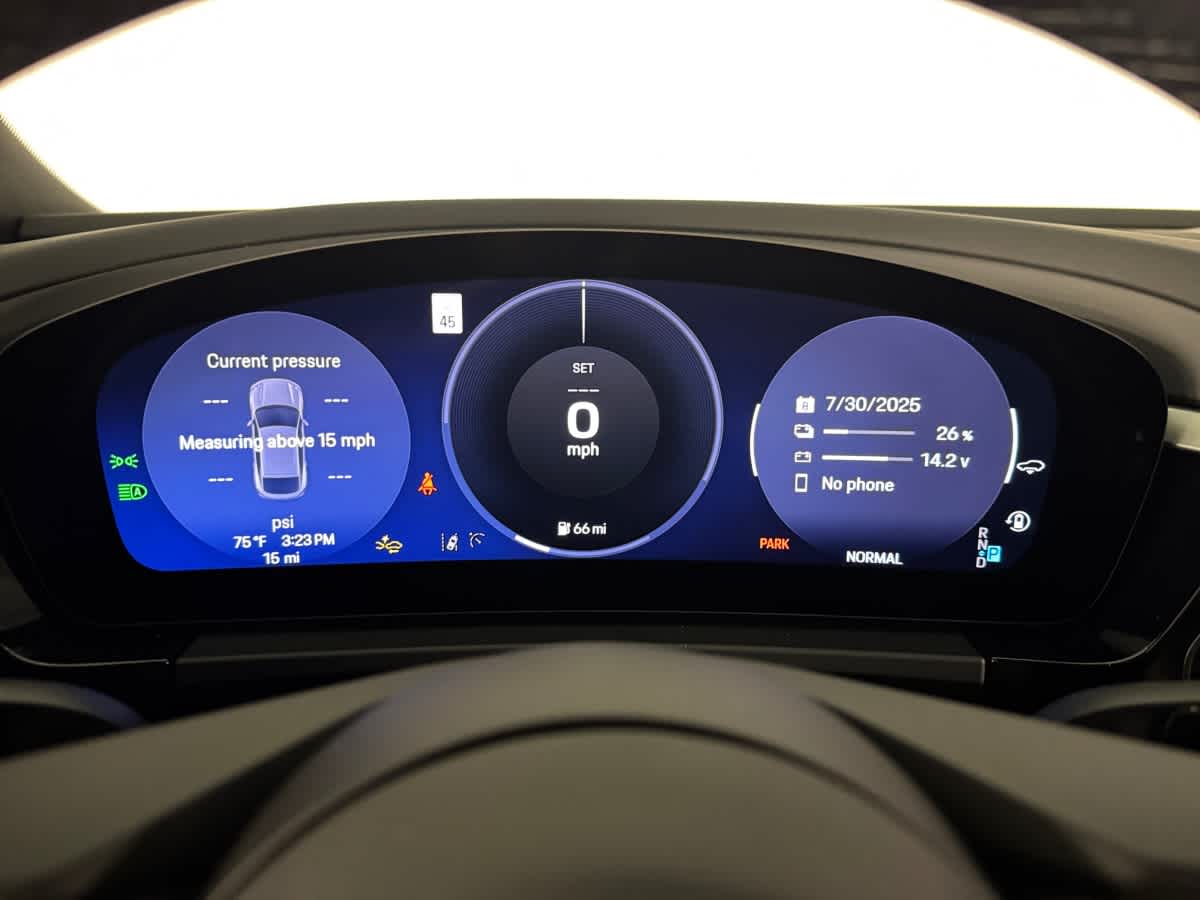 new 2025 Porsche Macan car