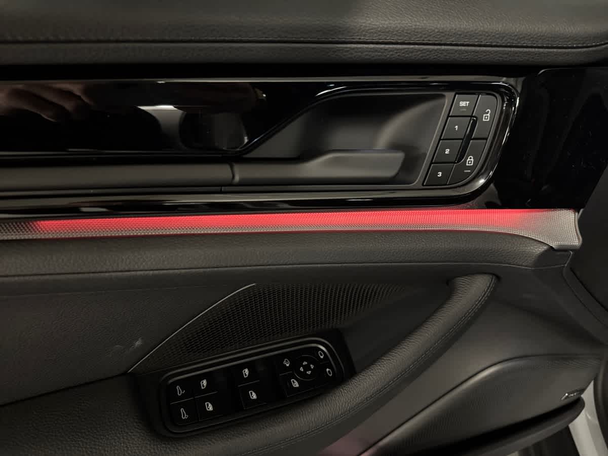 new 2026 Porsche Panamera car