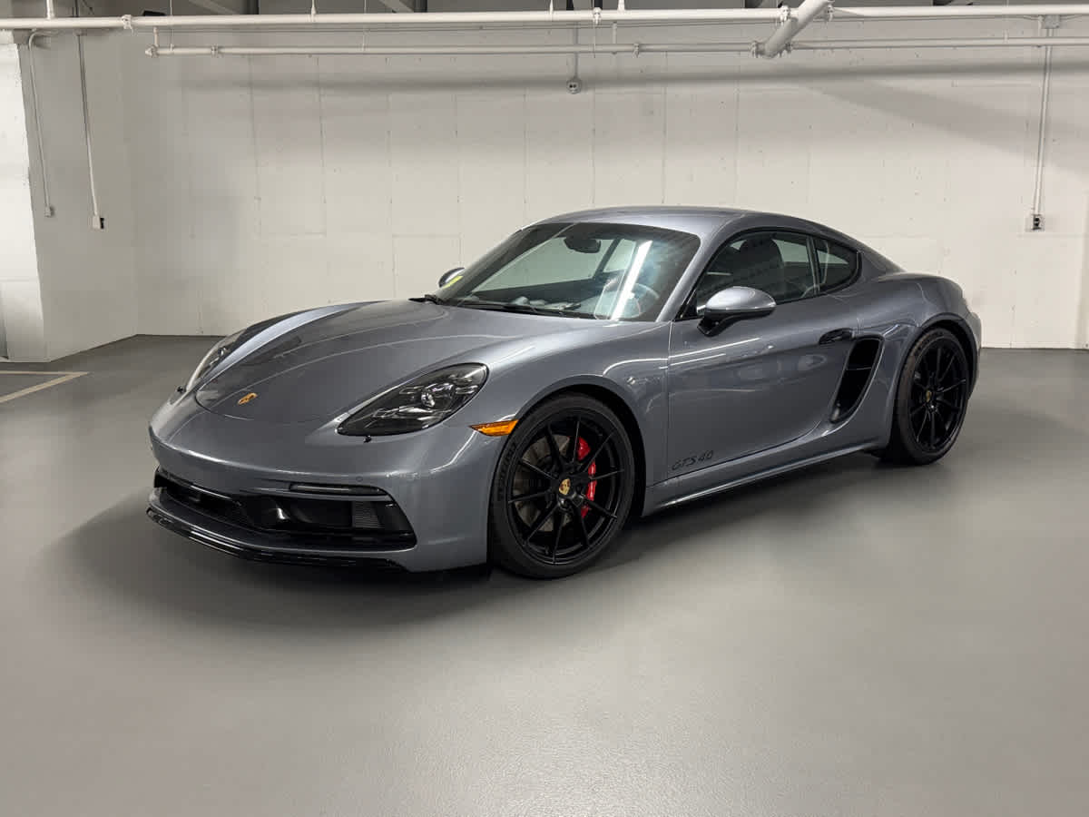 new 2025 Porsche 718 Cayman car