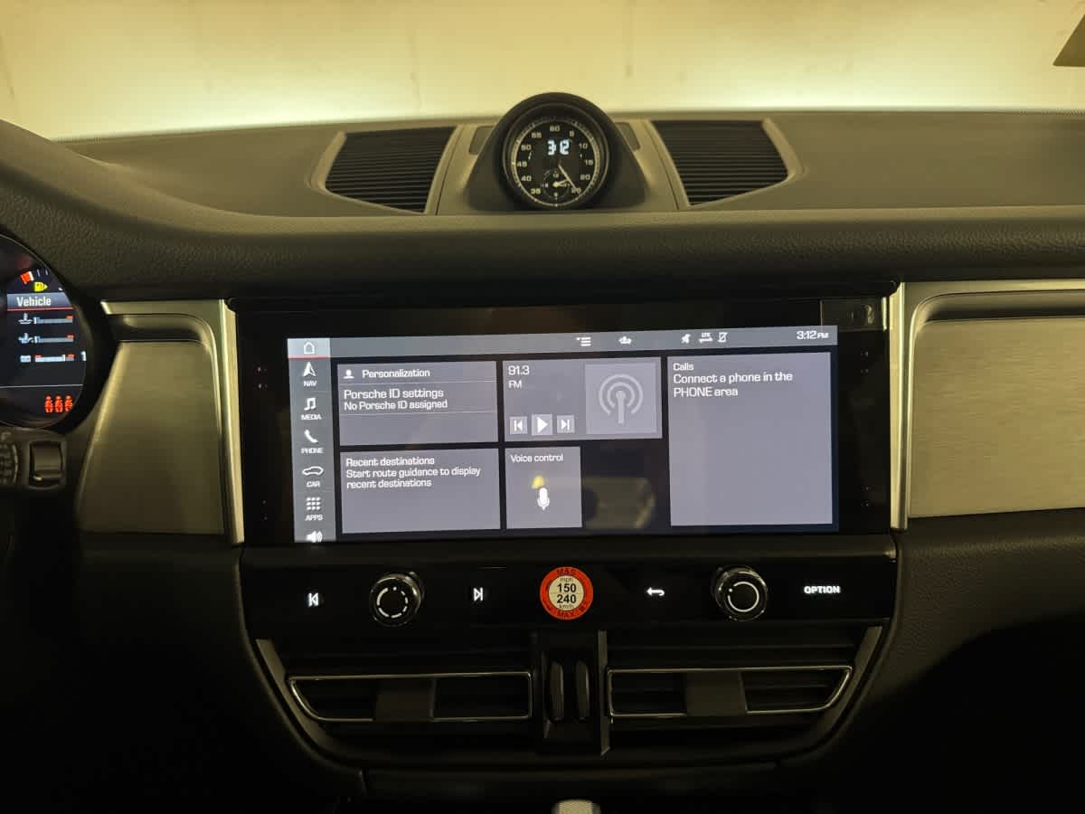 new 2026 Porsche Macan car