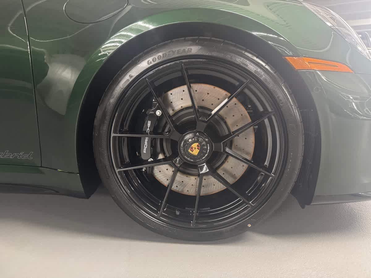 new 2026 Porsche 911 car