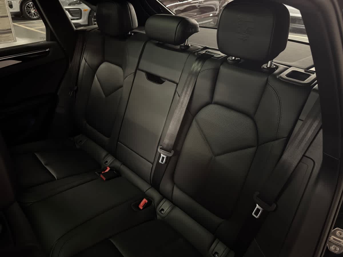 new 2025 Porsche Macan car