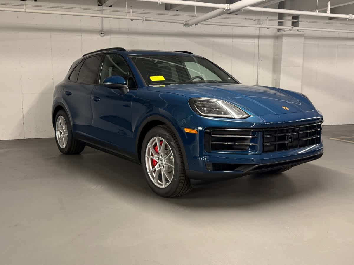 new 2025 Porsche Cayenne car