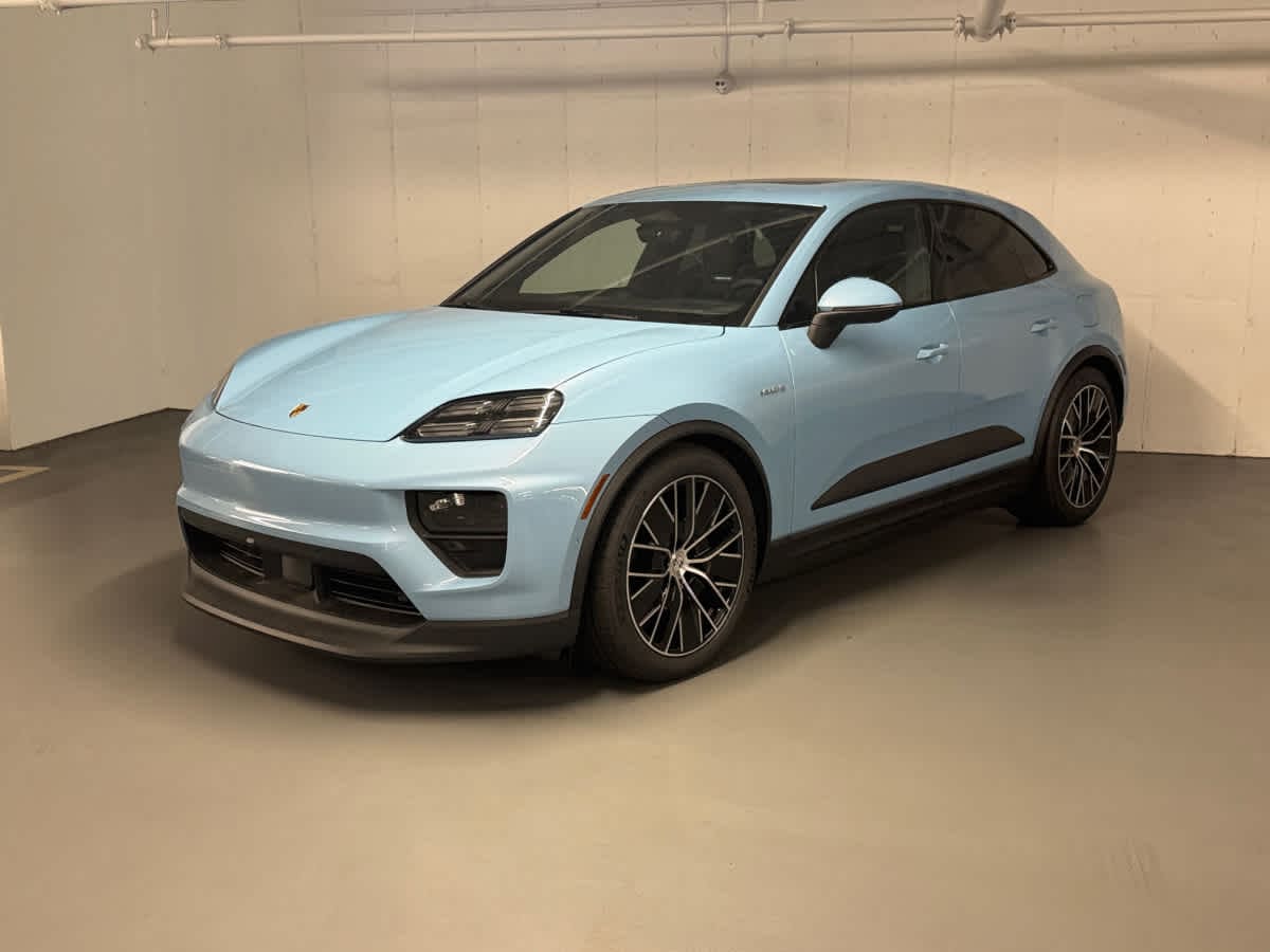new 2025 Porsche Macan car