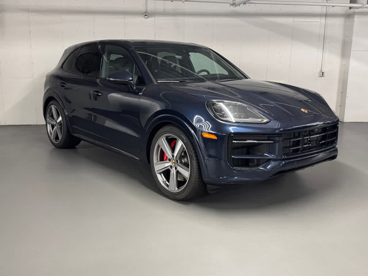 new 2025 Porsche Cayenne car