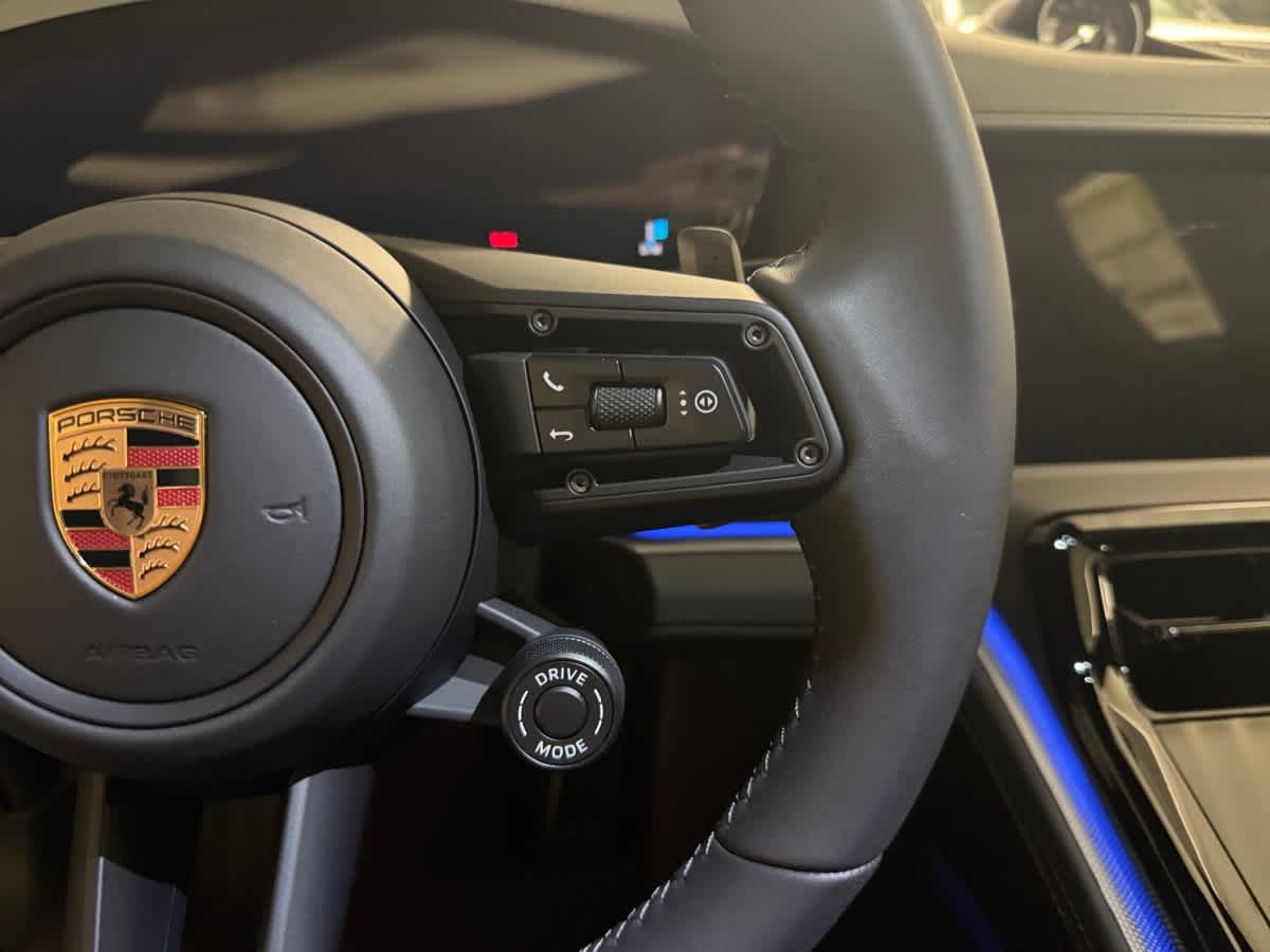 new 2025 Porsche Panamera car