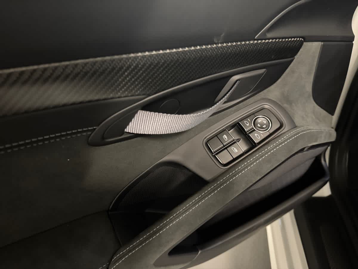 new 2025 Porsche 718 Cayman car