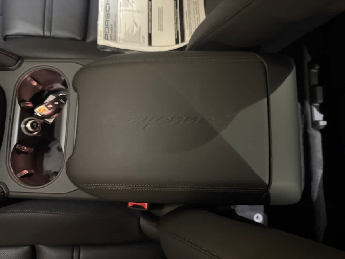 new 2025 Porsche Cayenne car