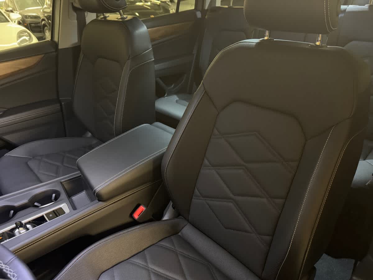 used 2024 Volkswagen Atlas car, priced at $35,497