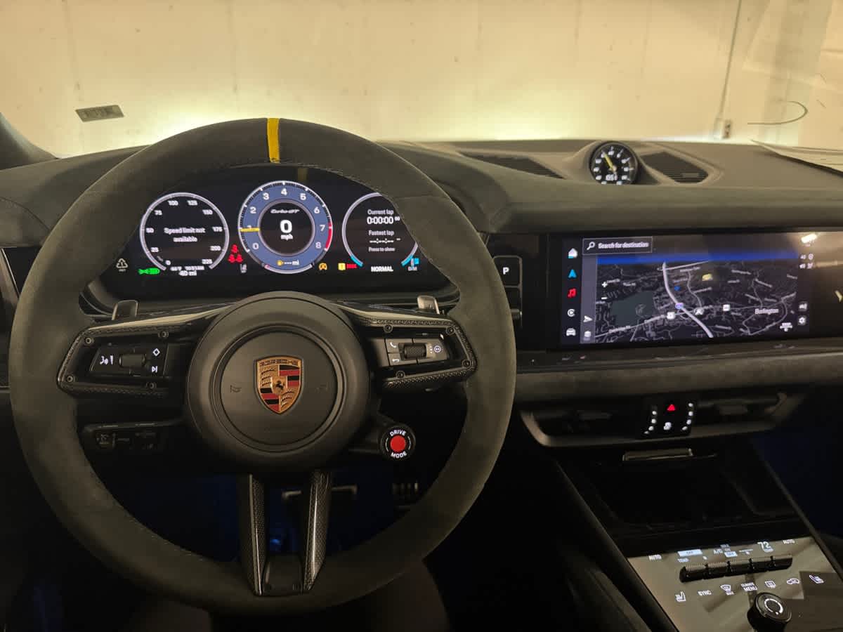 new 2025 Porsche Cayenne car