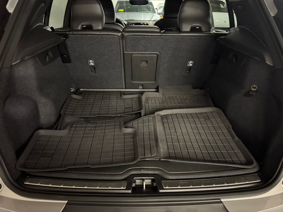 used 2023 Volvo XC40 car, priced at $33,997