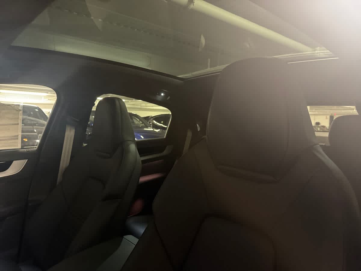 new 2025 Porsche Cayenne car