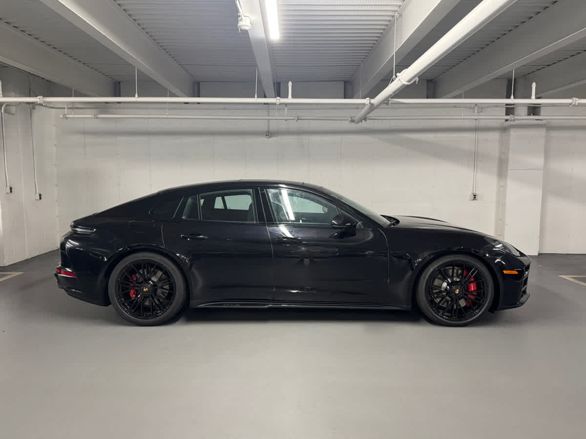 new 2026 Porsche Panamera car