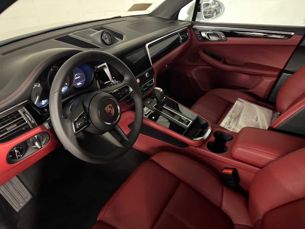 new 2025 Porsche Macan car