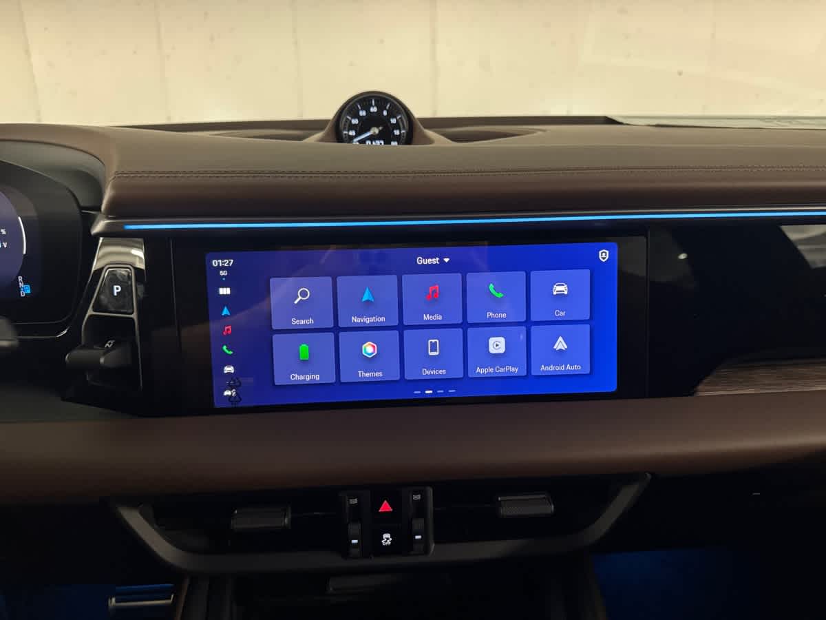 new 2025 Porsche Macan car