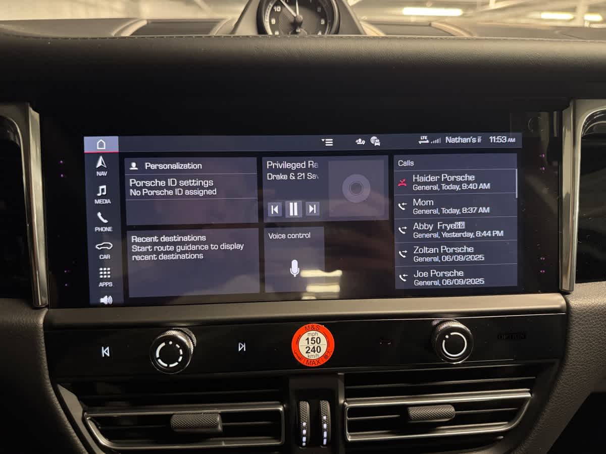 new 2025 Porsche Macan car
