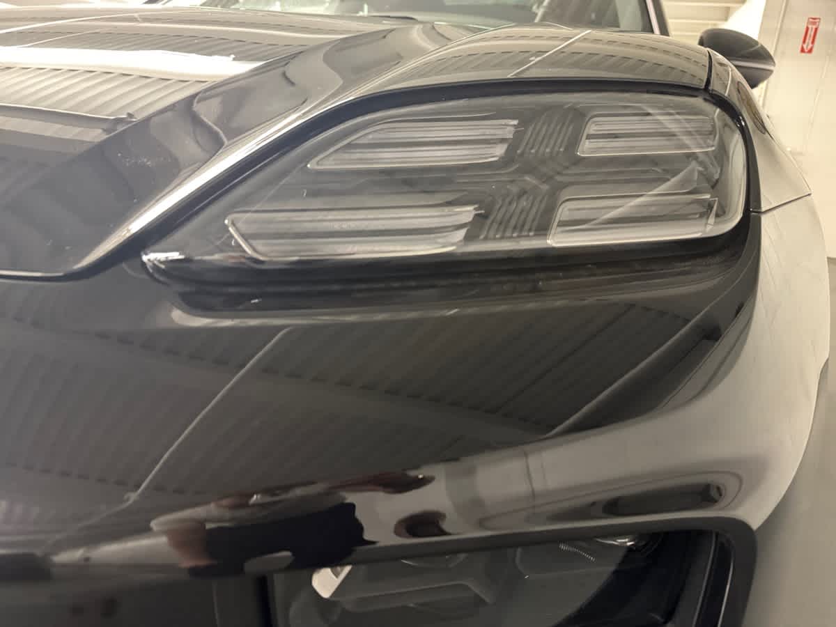 new 2025 Porsche Macan car