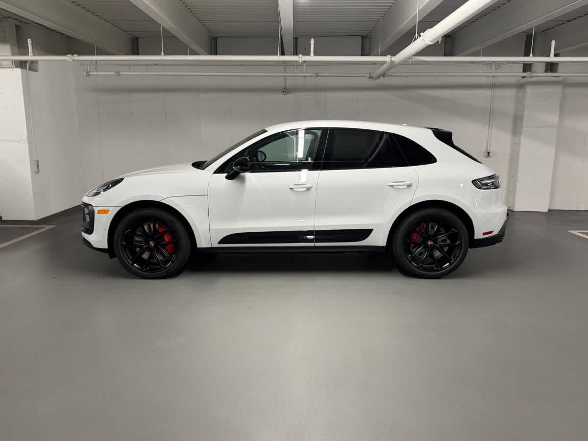 new 2025 Porsche Macan car
