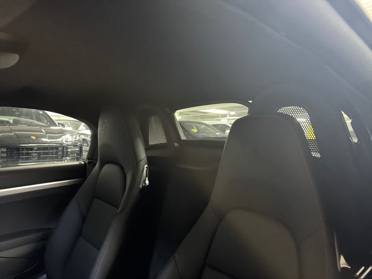 new 2025 Porsche 718 Boxster car
