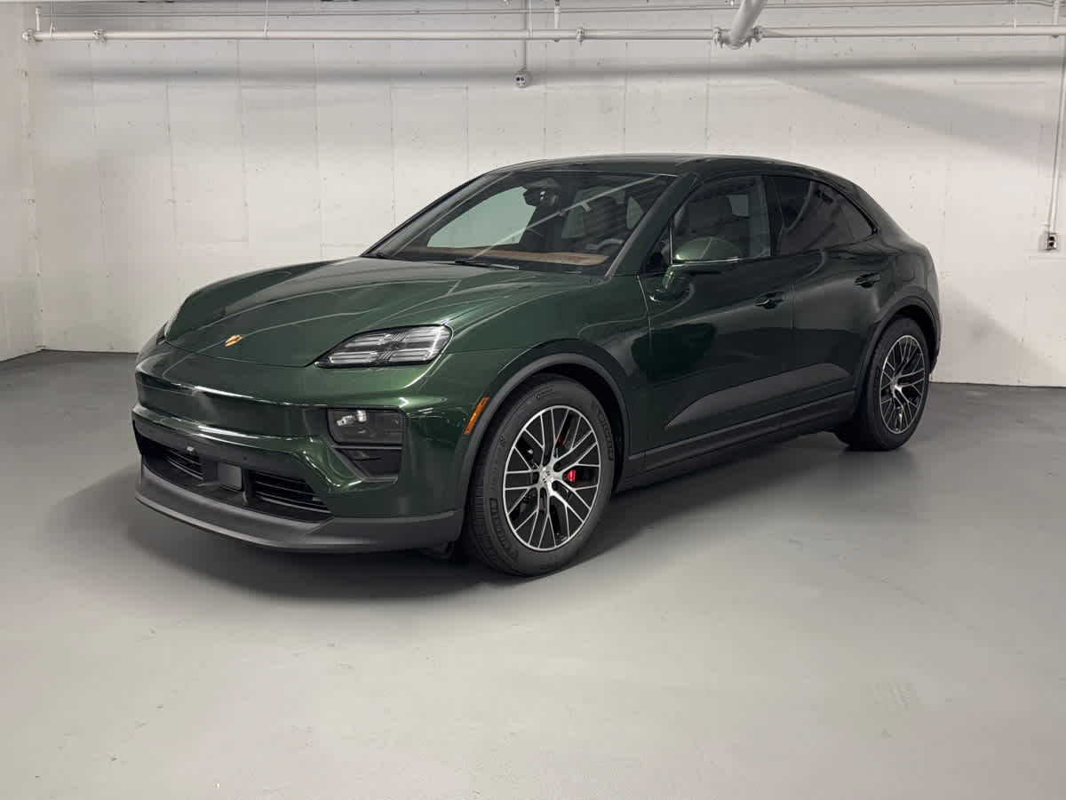 new 2025 Porsche Macan car