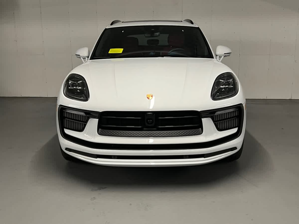 new 2026 Porsche Macan car