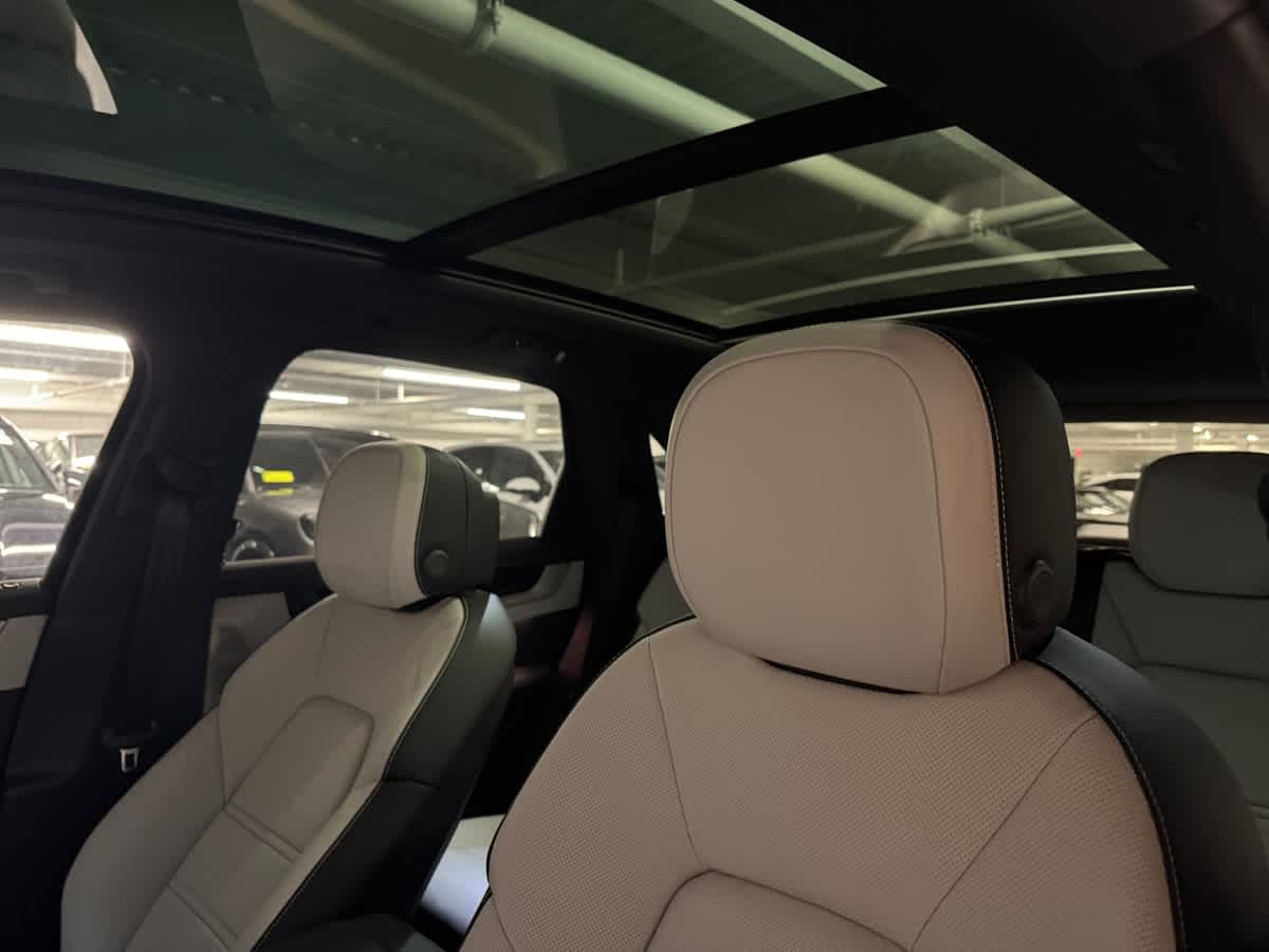 new 2025 Porsche Cayenne car