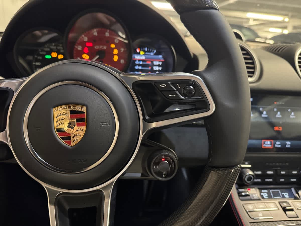 new 2025 Porsche 718 Cayman car
