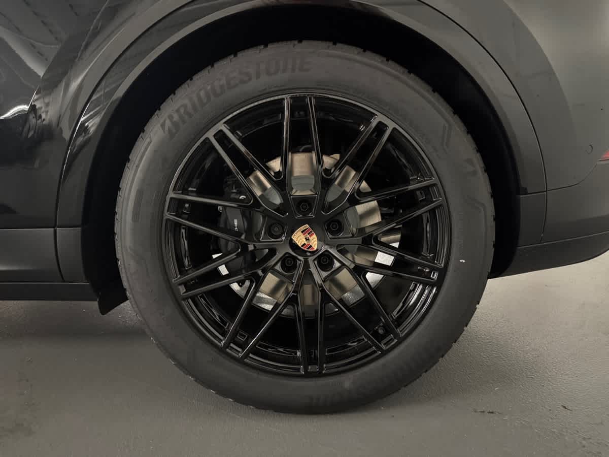 new 2026 Porsche Cayenne car