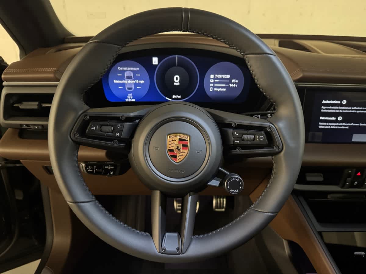 new 2025 Porsche Macan car