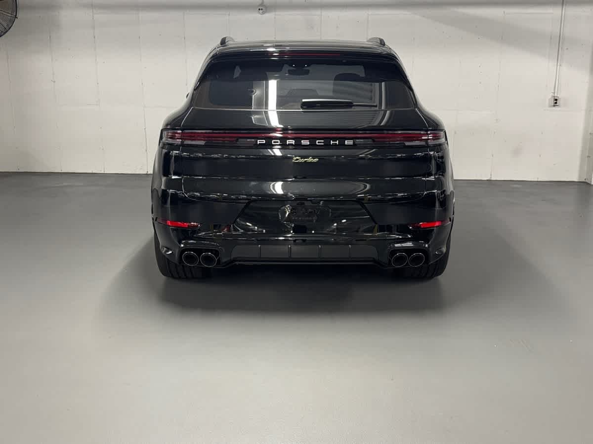 new 2025 Porsche Cayenne car