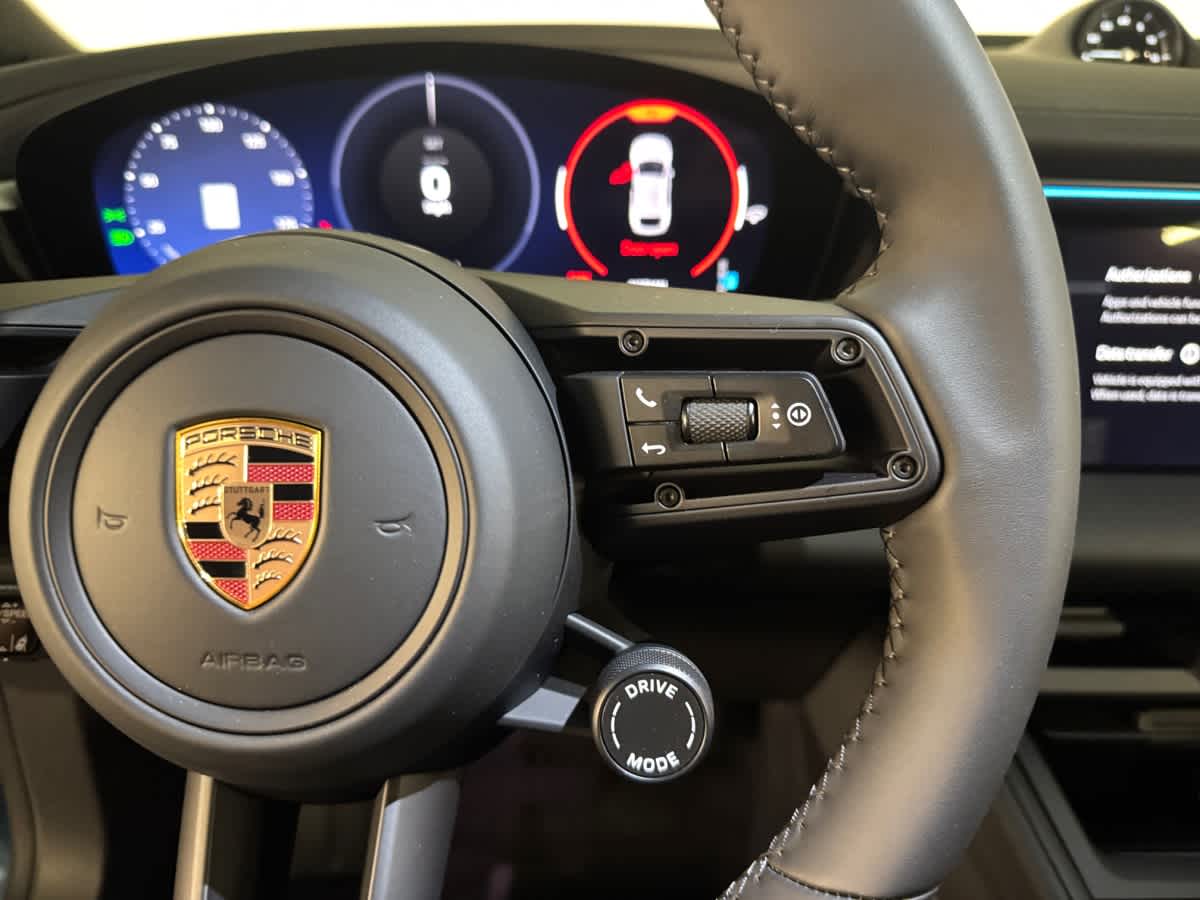 new 2025 Porsche Macan car