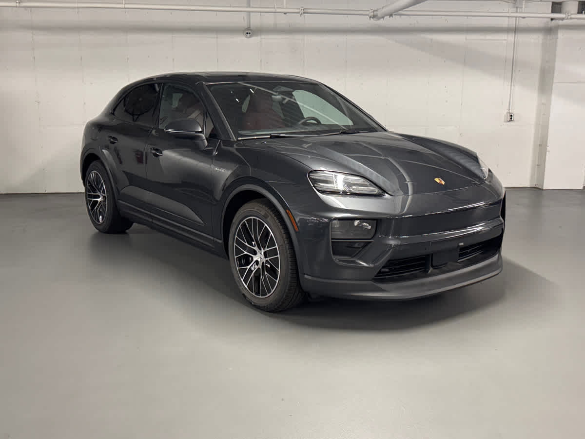 new 2025 Porsche Macan car